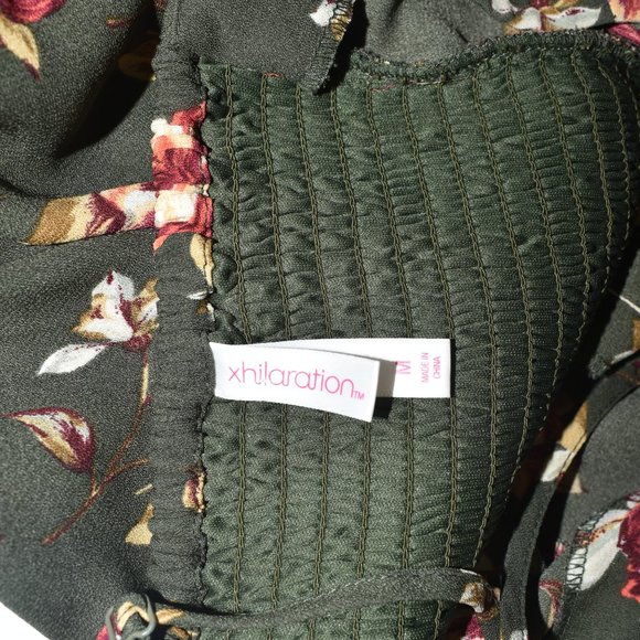 Xhilaration Sz M Green Floral Print Jumpsuit with wide leg short - Picture 6 of 8